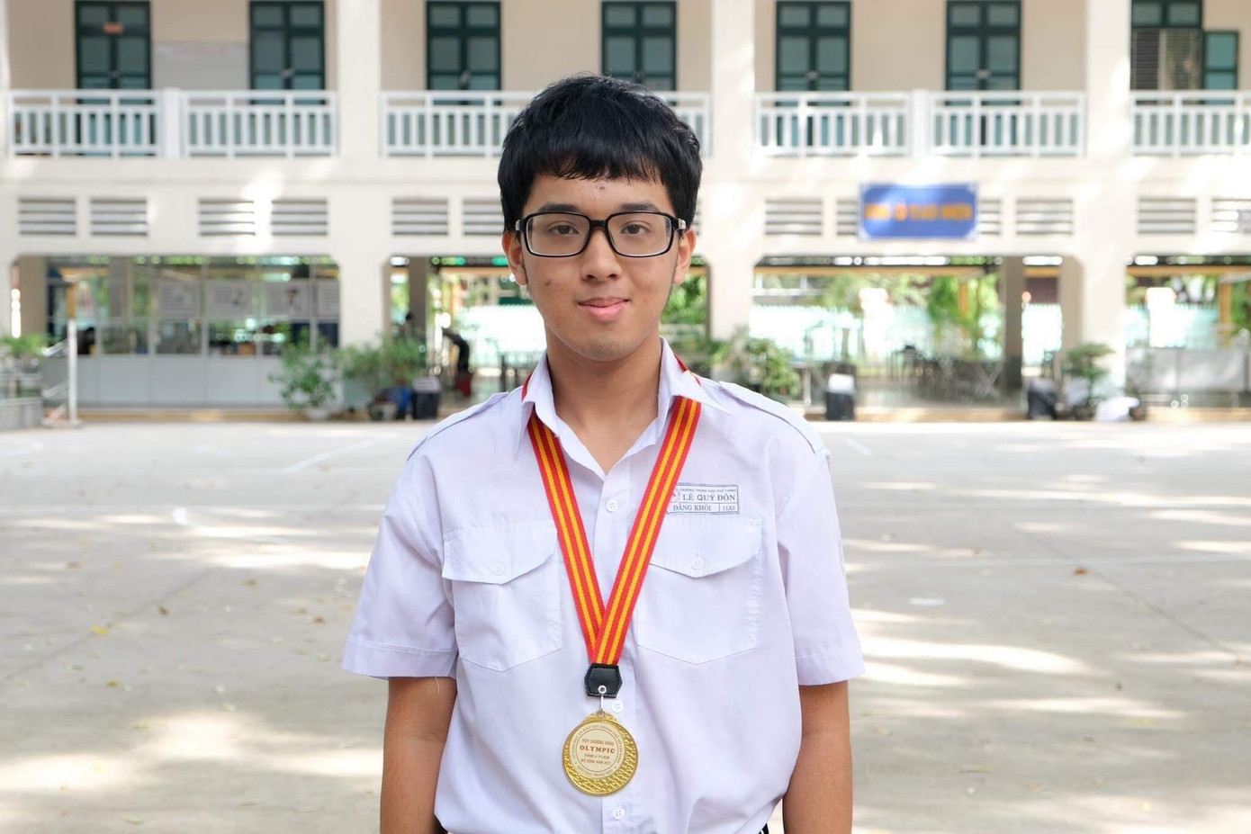 Gia Bảo tin tưởng, các thầy cô sẽ có hình thức đánh giá khách quan, công bằng khi học trực tuyến. Ảnh: NVCC.