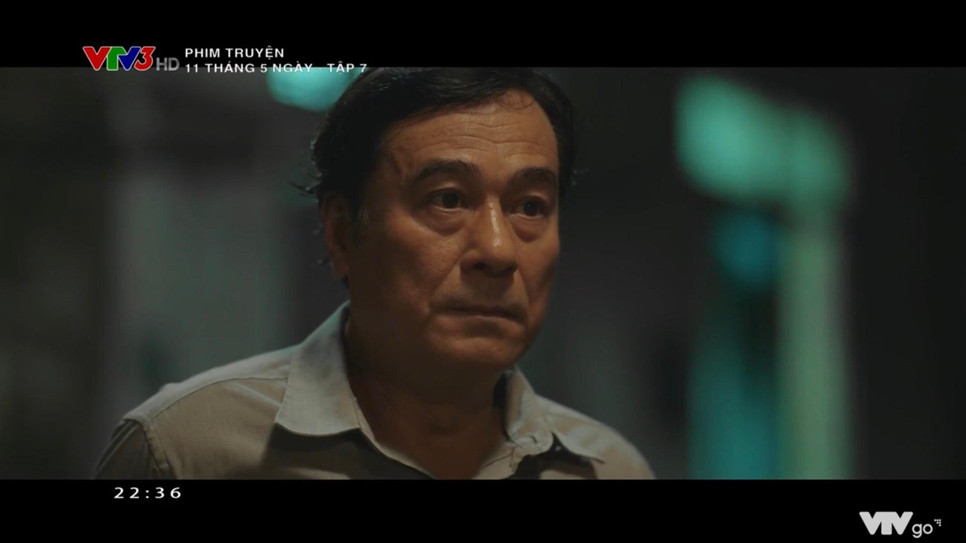 Đó cũng là lúc ông Vinh (bố Nhi) tìm đến để thăm con gái. Đó cũng là lúc ông Vinh (bố Nhi) tìm đến để thăm con gái.