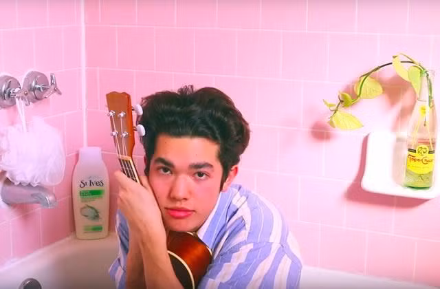 Conan Gray "khởi nghiệp" bằng những vlog kể về cuộc sống hằng ngày.