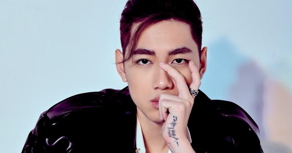 Chàng nhạc sĩ gen Z tài năng đã dành tặng Hoa Học Trò một bản nhạc chúc mừng sinh nhật.