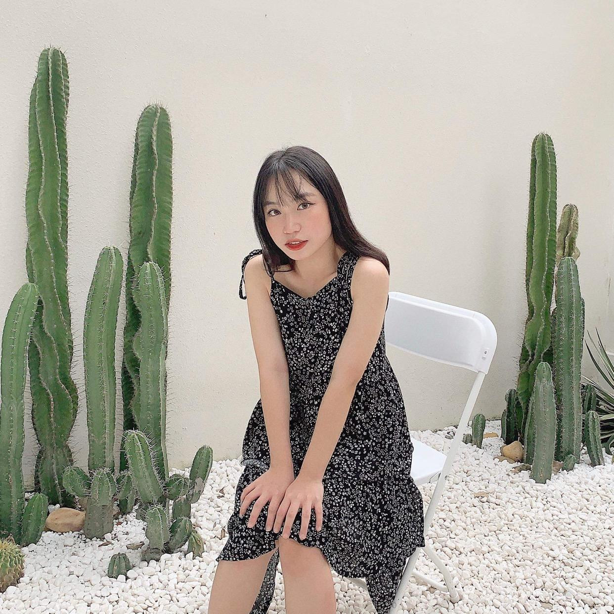 Không chỉ đạt 9,25 điểm môn Văn, môn Văn lớp 12 của cô bạn cũng rất đáng nể với điểm trung bình môn là 8,5. Ảnh: NVCC. Không chỉ đạt 9,25 điểm môn Văn, môn Văn lớp 12 của cô bạn cũng rất đáng nể với điểm trung bình môn là 8,5. Ảnh: NVCC.