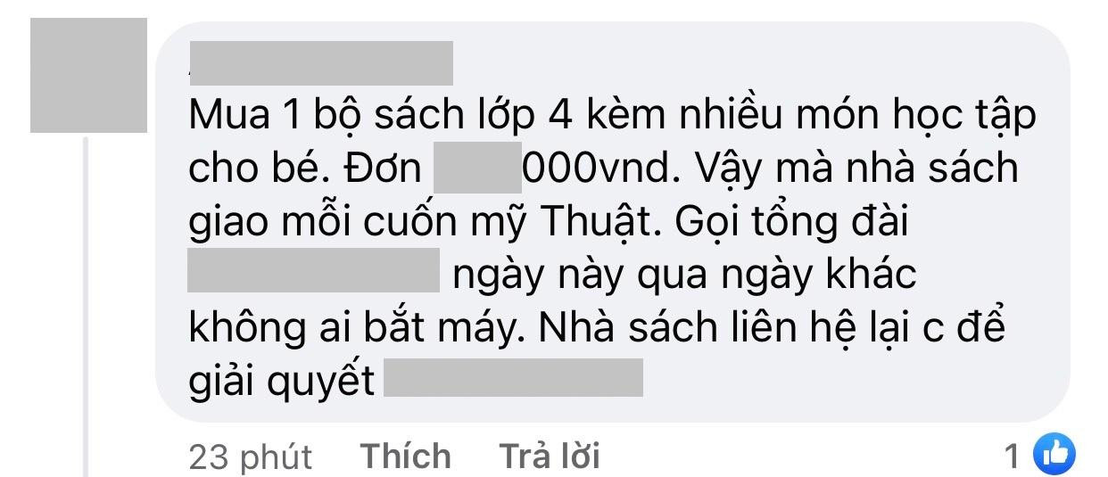 Tại phần bình luận của nhiều nhà sách online, không ít phụ huynh than phiền vì tình trạng giao sách chậm, thiếu sách (Ảnh chụp màn hình). Tại phần bình luận của nhiều nhà sách online, không ít phụ huynh than phiền vì tình trạng giao sách chậm, thiếu sách (Ảnh chụp màn hình).