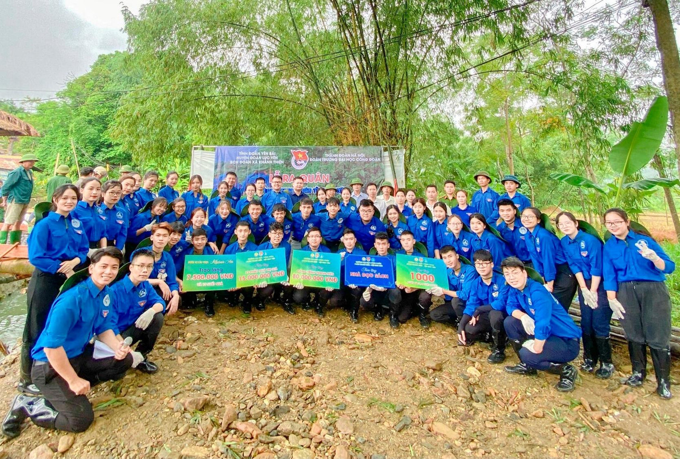 50 chiến sĩ mùa hè xanh Đại học Công đoàn chung tay thực hiện hàng loạt công trình, phần việc ý nghĩa tại xã Khánh Thiện, huyện Lục Yên, tỉnh Yên Bái