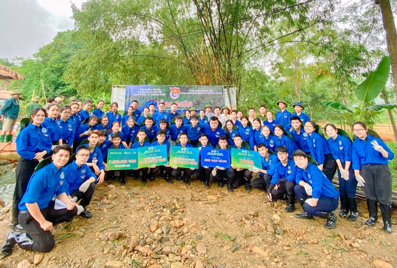 50 chiến sĩ mùa hè xanh Đại học Công đoàn chung tay thực hiện hàng loạt công trình, phần việc ý nghĩa tại xã Khánh Thiện, huyện Lục Yên, tỉnh Yên Bái
