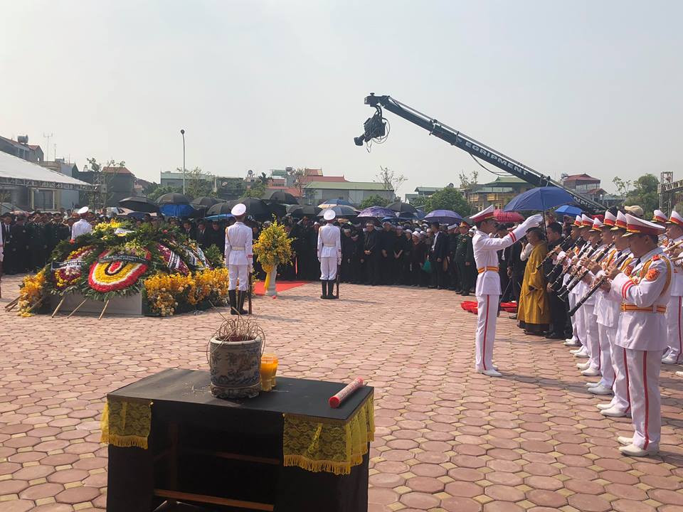 Lễ an táng nguyên Tổng Bí thư Đỗ Mười tại quê nhà ảnh 4