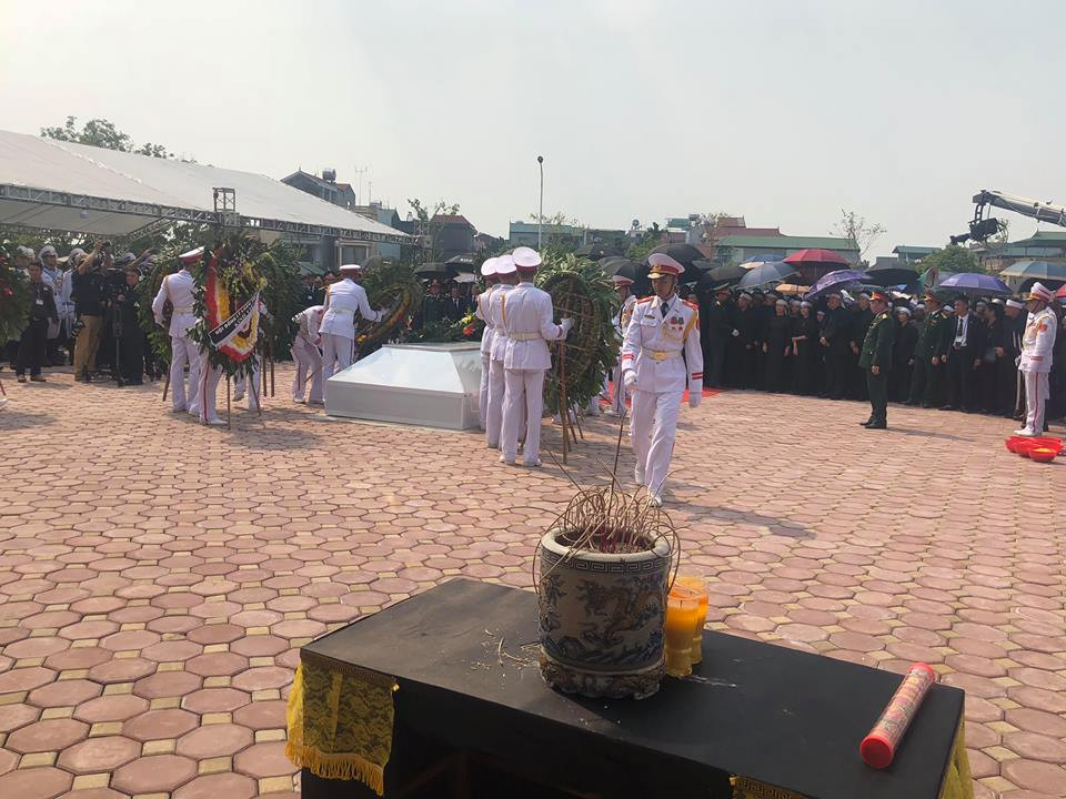 Lễ an táng nguyên Tổng Bí thư Đỗ Mười tại quê nhà ảnh 3