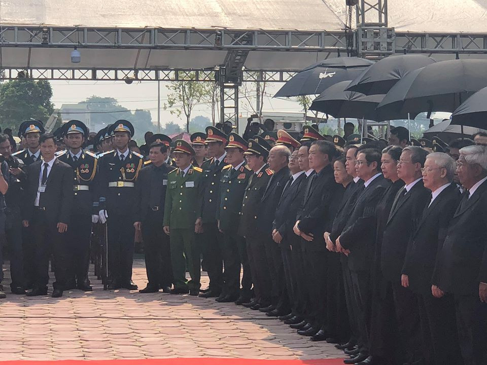 Lễ an táng nguyên Tổng Bí thư Đỗ Mười tại quê nhà ảnh 10