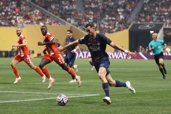 PSG đánh bại Bayern với 9 người trên sân ảnh 21