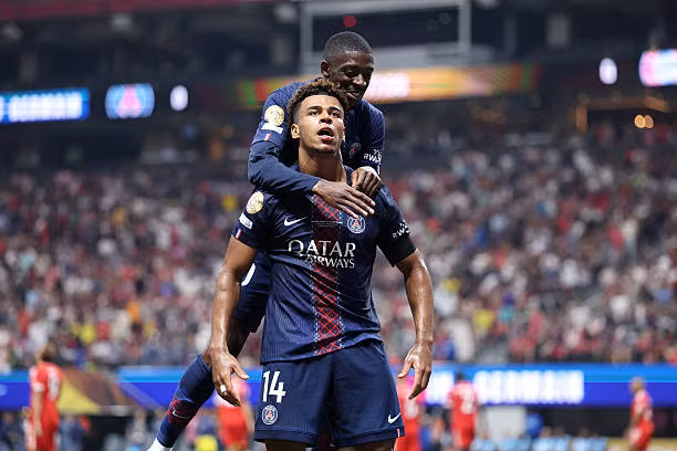 PSG đánh bại Bayern với 9 người trên sân ảnh 39