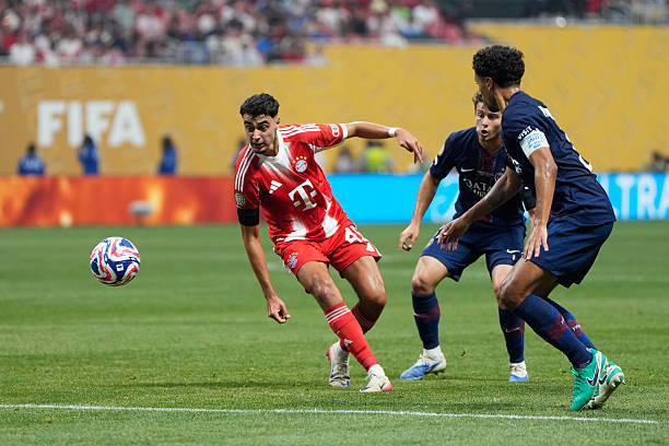 PSG đánh bại Bayern với 9 người trên sân ảnh 25