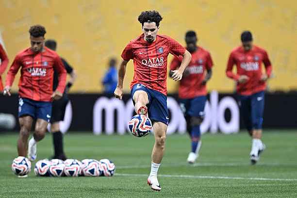 PSG đánh bại Bayern với 9 người trên sân ảnh 12