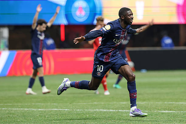 PSG đánh bại Bayern với 9 người trên sân ảnh 42