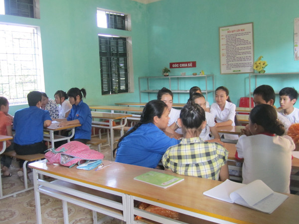 Truyền thông về bạo lực gia đình cho người dân Ảnh : N.H