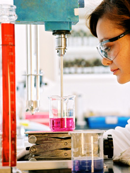 Kiểm định dược mỹ phẩm