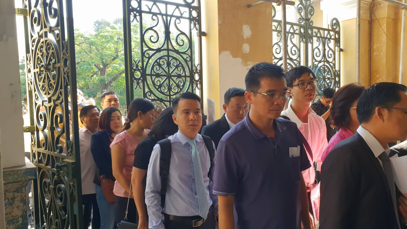 Tại tòa, Vũ 'nhôm' khai có hai quốc tịch ảnh 4