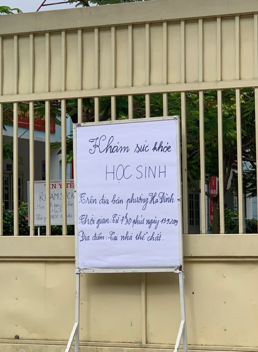 Khám sau nửa tháng cháy xưởng Rạng Đông: Có học sinh được đề nghị chuyển viện ảnh 2