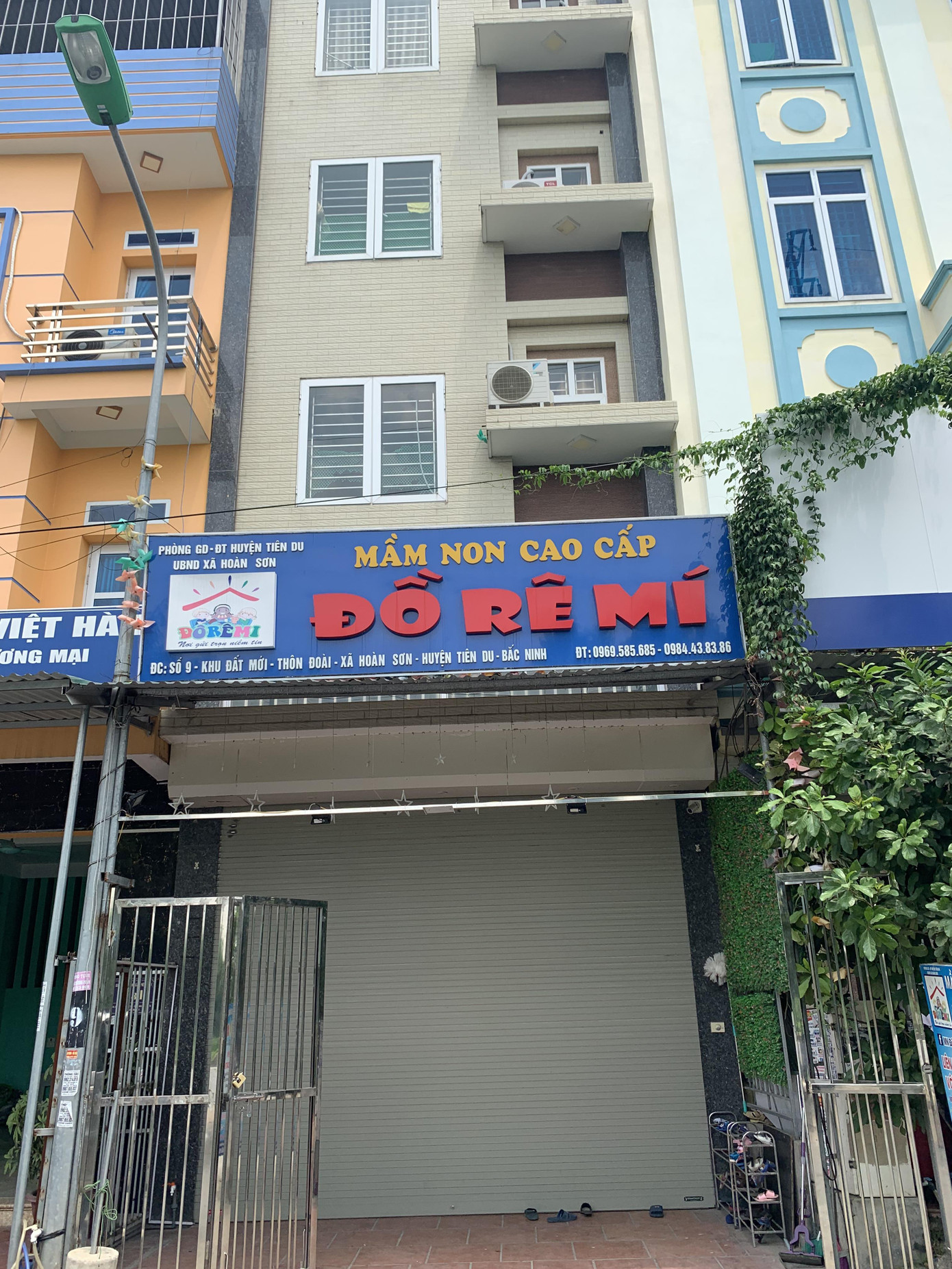 Đóng cửa cơ sở mầm non để quên bé 3 tuổi trên xe ô tô ảnh 1