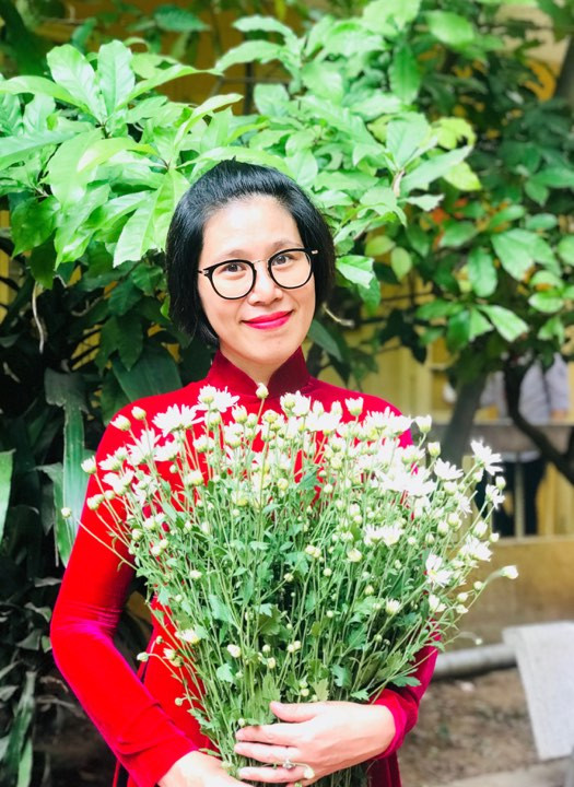 Cô giáo bị bắt quỳ gối xin lỗi: Nghề giáo bị xúc phạm nghiêm trọng ảnh 1