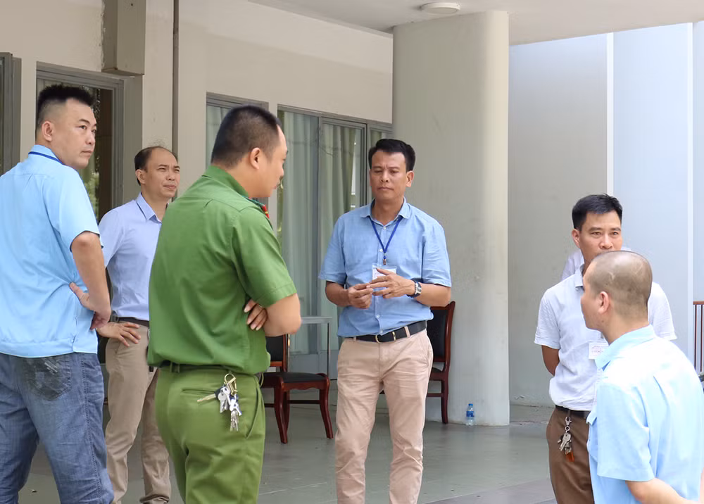 Bí mật bên trong 'căn phòng' in sao đề thi THPT quốc gia ảnh 1