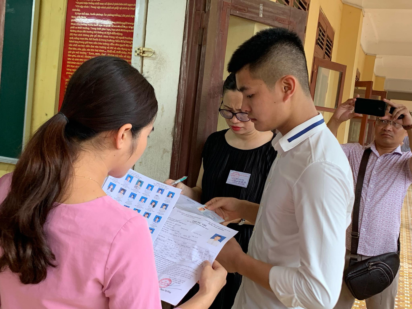 Bộ GD&ĐT họp báo nóng thi THPT 2019: Chưa thấy gian lận có tổ chức ảnh 4