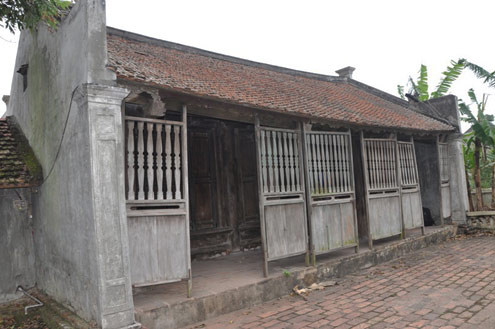 Ngôi nhà được xây khoảng năm 1910, trải qua hơn 100 năm vẫn rất vững chắc. Ngôi nhà được xây khoảng năm 1910, trải qua hơn 100 năm vẫn rất vững chắc