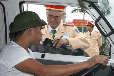 Lần đầu tiên Việt Nam áp dụng lập chốt cố định kiểm tra, xử phạt nồng độ cồn