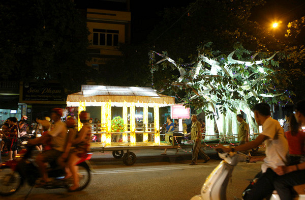 Thưởng thức bữa tiệc đèn lồng khổng lồ xứ Tuyên ảnh 16