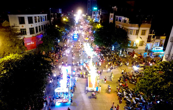 Thưởng thức bữa tiệc đèn lồng khổng lồ xứ Tuyên ảnh 11