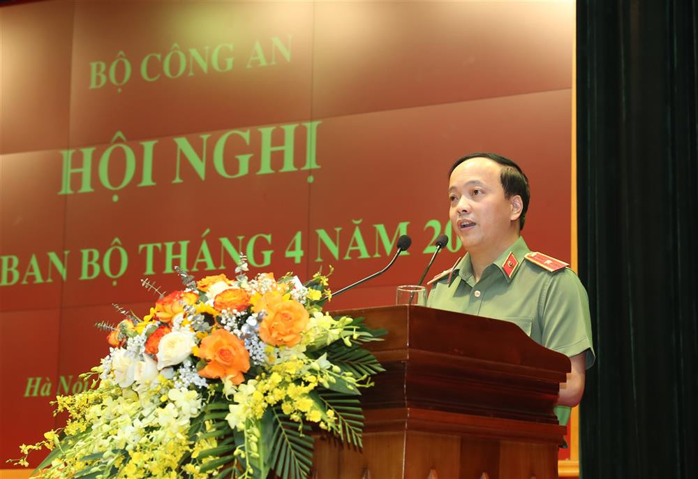 Thiếu tướng Đặng Hồng Đức tại Hội nghị.