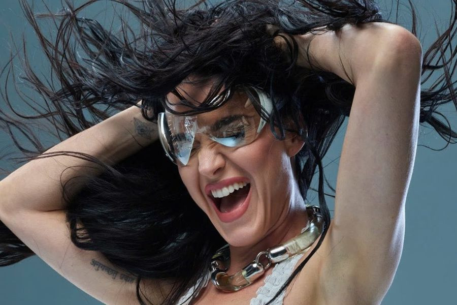 Album 143 là "ván cờ" quan trọng mà Katy Perry cần phải chiến thắng.