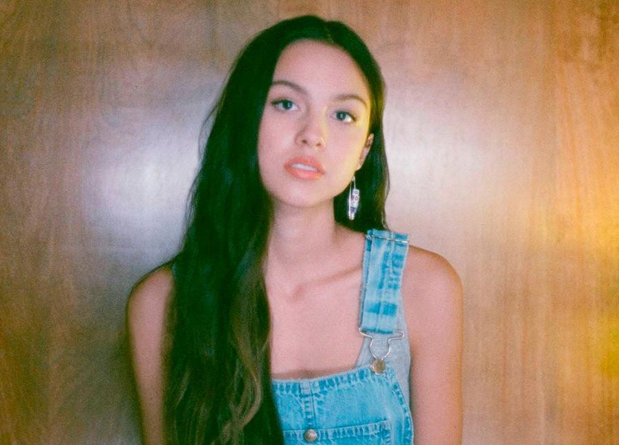 Dù không đề cập đến thể loại Rap/Hip-Hop, nhưng đây vẫn có thể là một phép thử dành cho cô ca sĩ trẻ tài năng này.