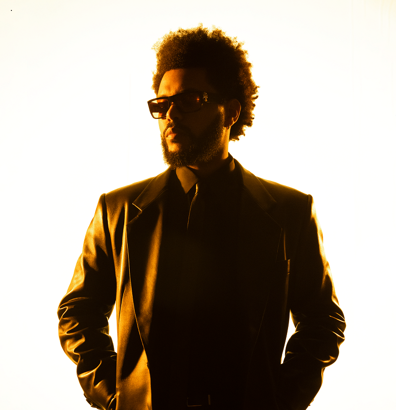 Abel đã liên tục thả thính fan hâm mộ bằng những dòng trạng thái liên quan đến kỷ nguyên "Chạng vạng" trên Twitter của mình. Abel đã liên tục thả thính fan hâm mộ bằng những dòng trạng thái liên quan đến kỷ nguyên "Chạng vạng" trên Twitter của mình.