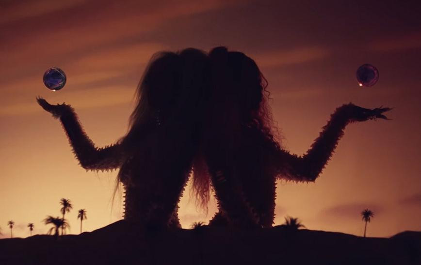 Có vẻ như Doja rất thích những chủ đề xoay quanh thiên đàng trong lần trở lại này.