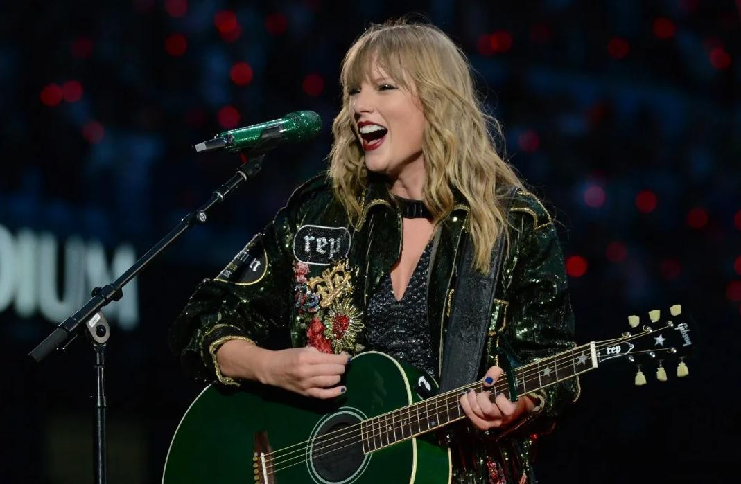 Nhiều tour diễn và lễ hội âm nhạc đã được tổ chức trong năm 2022. Liệu Taylor sẽ thông báo trở lại khán đài cùng fan?