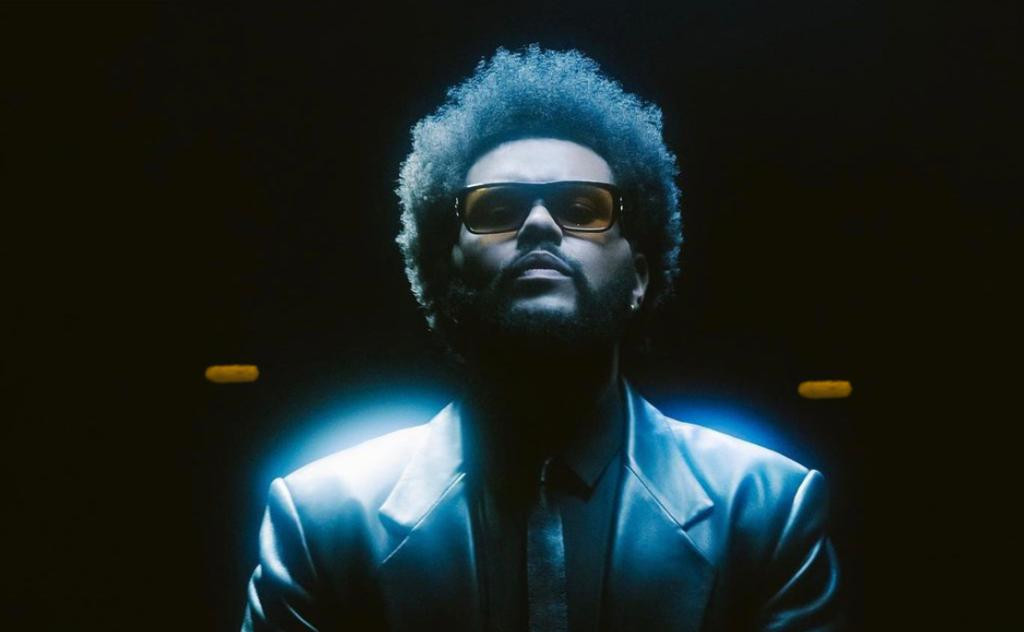 Sau After Hours, khán giả đặt nhiều kỳ vọng vào kỷ nguyên "hừng đông" của nam ca sĩ. Sau After Hours, khán giả đặt nhiều kỳ vọng vào kỷ nguyên "hừng đông" của nam ca sĩ.