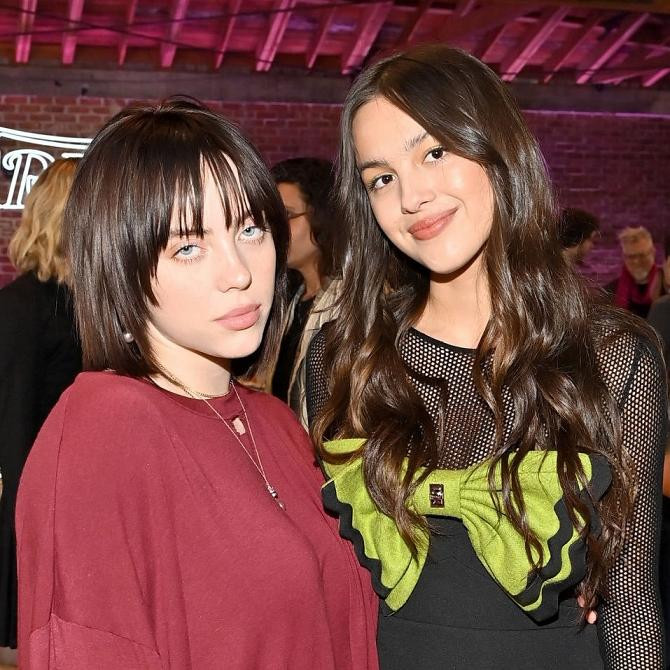 Tài năng của hai cô nàng Gen Z này đều "10 phân vẹn mười". Tài năng của hai cô nàng Gen Z này đều "10 phân vẹn mười".