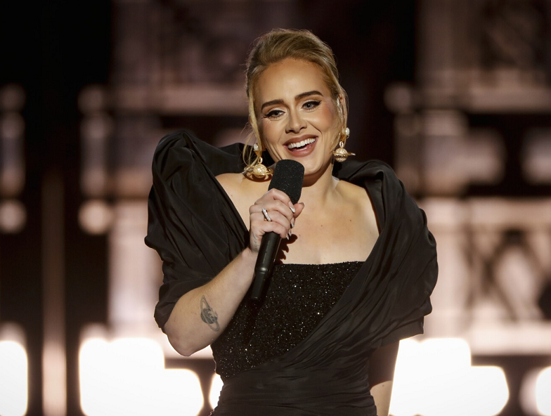 Adele lần đầu "lép vế" trên đấu trường MTV Video Music Awards khi chỉ thu về 2 đề cử. Adele lần đầu "lép vế" trên đấu trường MTV Video Music Awards khi chỉ thu về 2 đề cử.