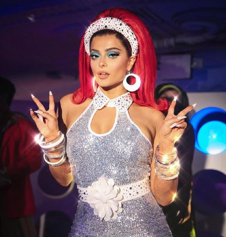 Bebe trong MV "Baby I'm Jealous" nhìn vô cùng Disco! Bebe trong MV "Baby I'm Jealous" nhìn vô cùng Disco!