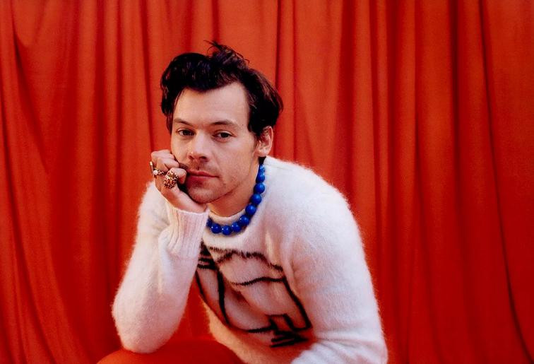 Cả ba album phòng thu của Harry Styles đều có những sự liên kết với nhau. Cả ba album phòng thu của Harry Styles đều có những sự liên kết với nhau.