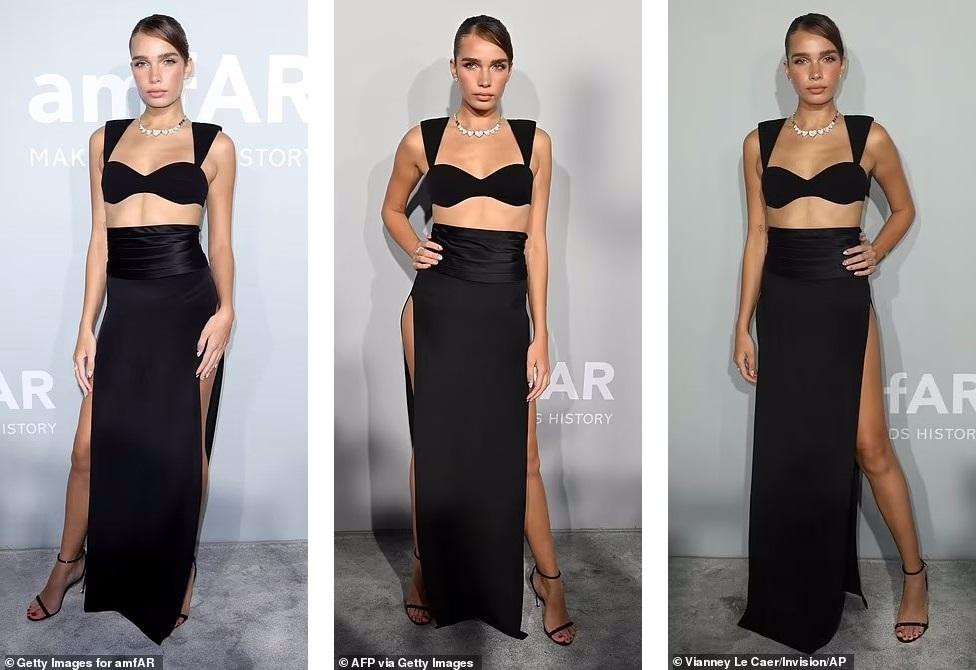 Tình cũ của cậu cả nhà Beckham, Hana Cross, chọn váy màu đen cổ điển nhưng thiết kế phá cách, hiện đại.