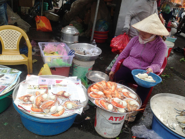 Nhộn nhịp mua cá lóc nướng trong ngày Thần tài ảnh 5