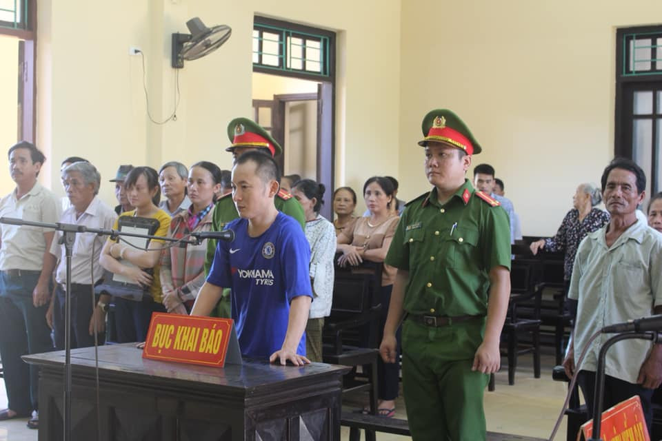 Bố bị xúc phạm, con tát hàng xóm tử vong ảnh 1