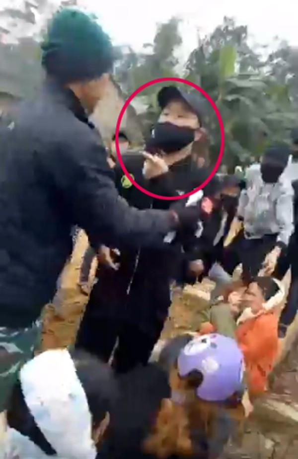 Cán bộ huyện tư vấn nhà thầu 'lách' cơ quan chức năng ảnh 1