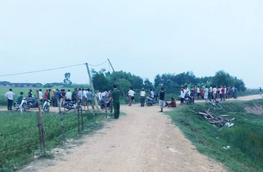 Đi cắt cỏ, người phụ nữ bị điện giật tử vong ảnh 1