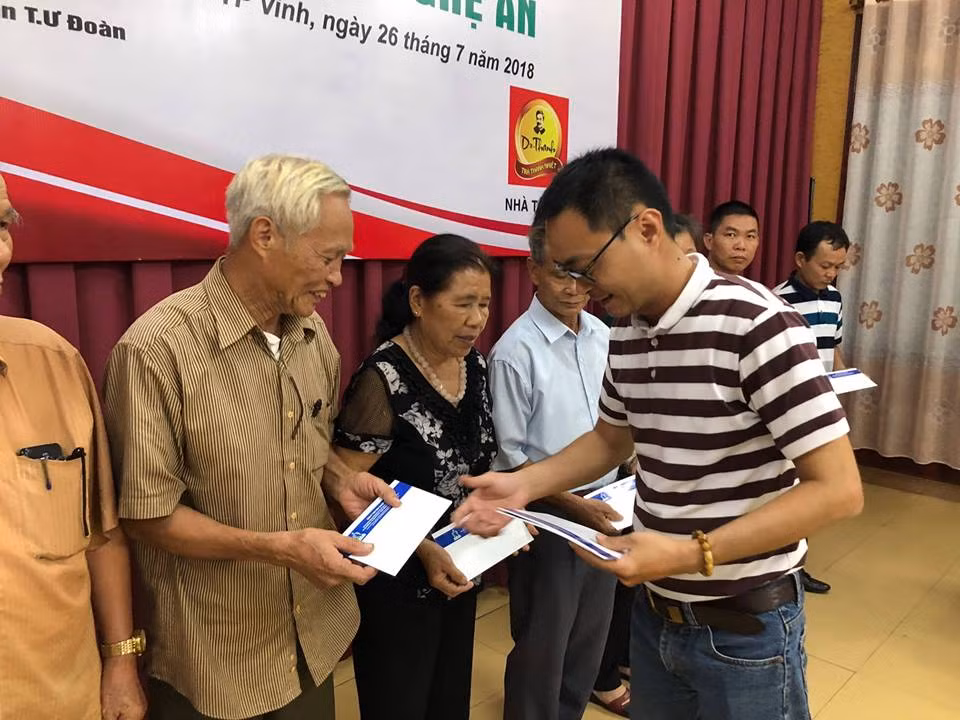 Trao 200 triệu đồng cho cựu TNXP tại Nghệ An và Hà Tĩnh ảnh 2