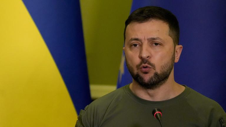 Tổng thống Ukraine Volodymyr Zelensky. Ảnh: AP Tổng thống Ukraine Volodymyr Zelensky. Ảnh: AP