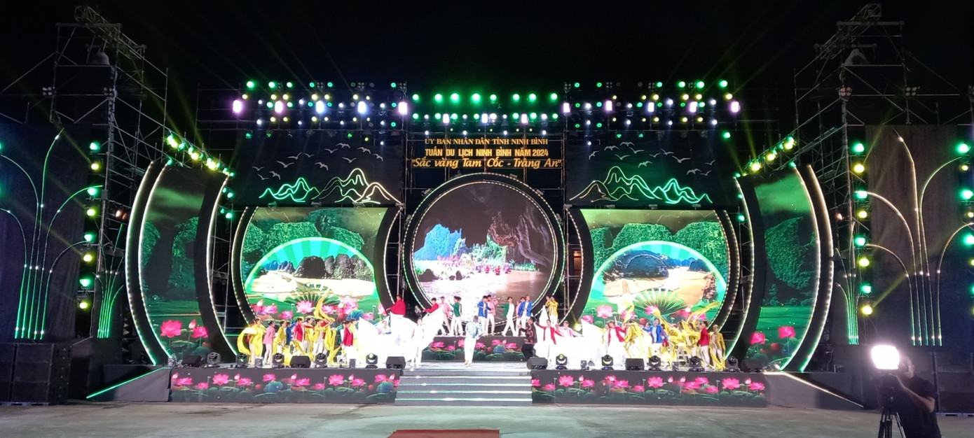 Quang cảnh lễ khai mạc. Ảnh: Minh Đường. Quang cảnh lễ khai mạc. Ảnh: Minh Đường.