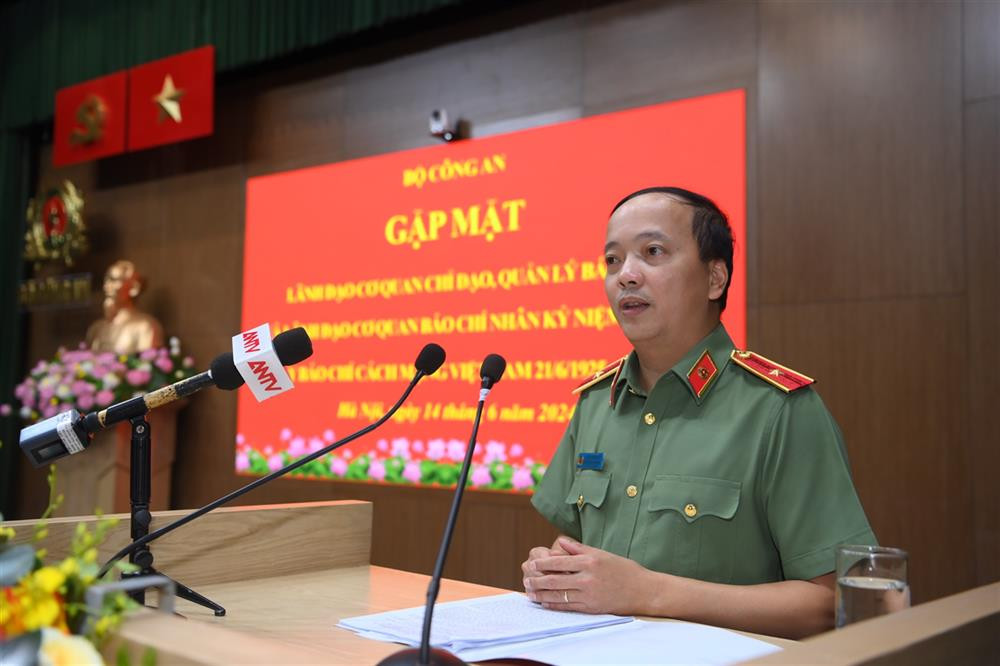 Thiếu tướng Đặng Hồng Đức, Chánh Văn phòng Bộ Công an tổng kết về thành tích của các cơ quan báo chí.