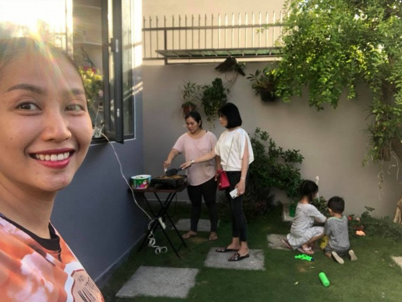 Ngắm căn biệt thự mới tậu của vợ chồng Ốc Thanh Vân ảnh 8