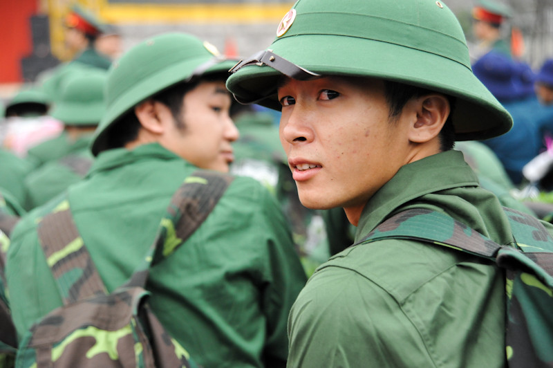 Tam biệt người thân